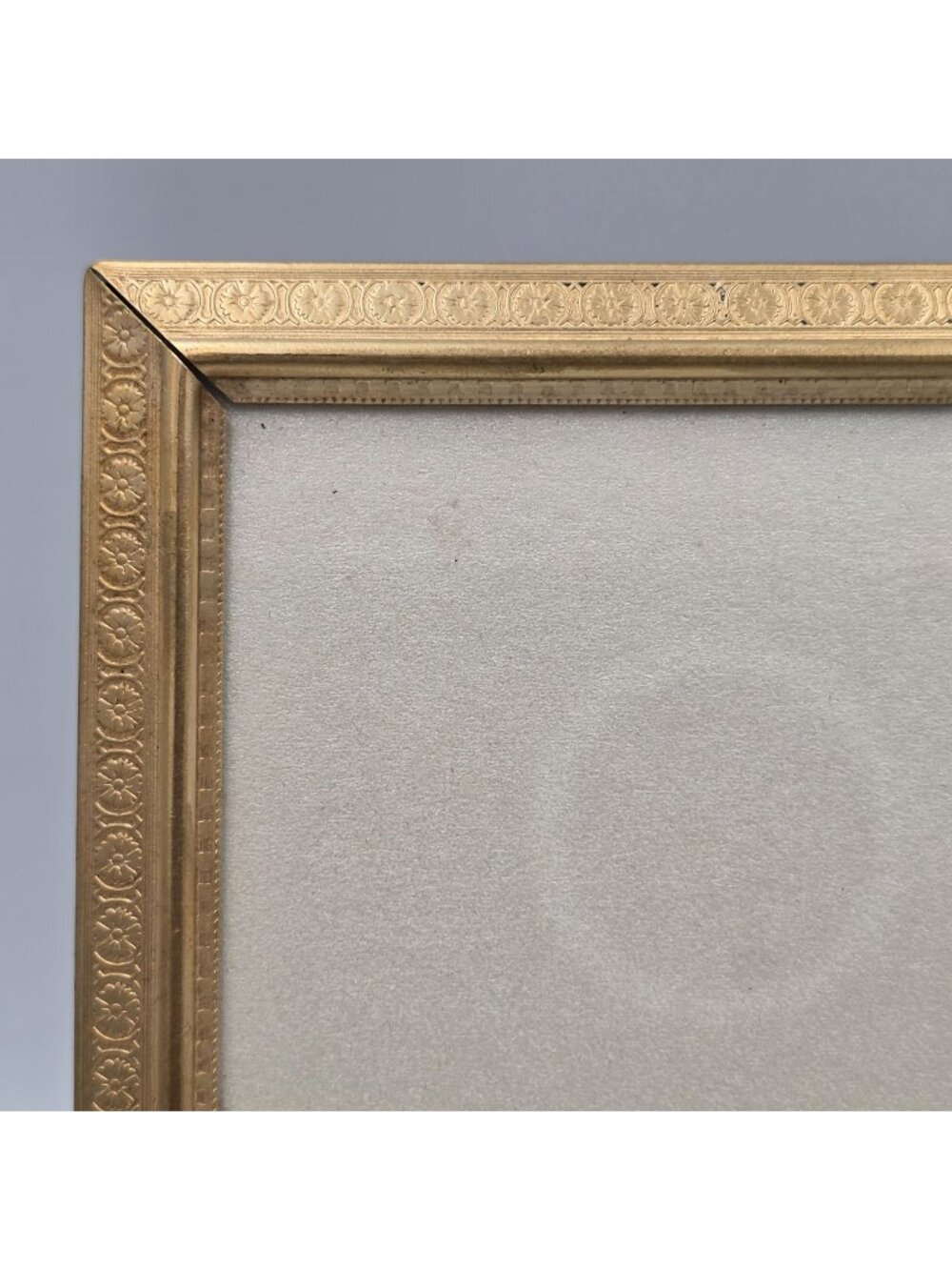 Gold Ornate Vintage Picture Frame Embossed Floral Detailing 4x6 PF86